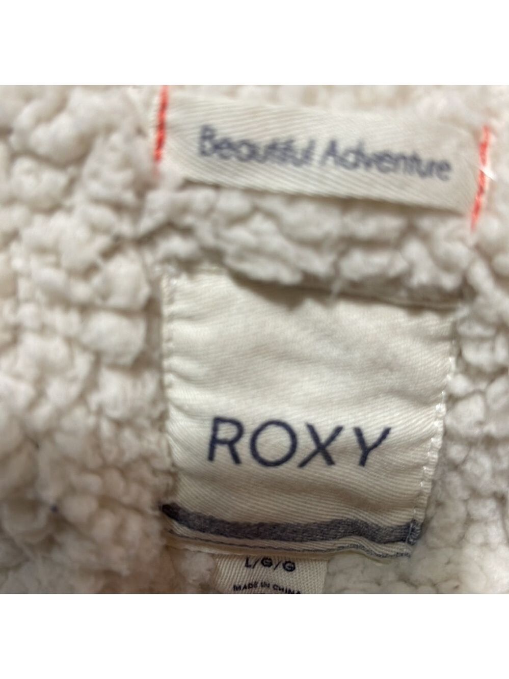 Beautiful Roxy Jacket Size L 🥰🥰 - Picture 5 of 5